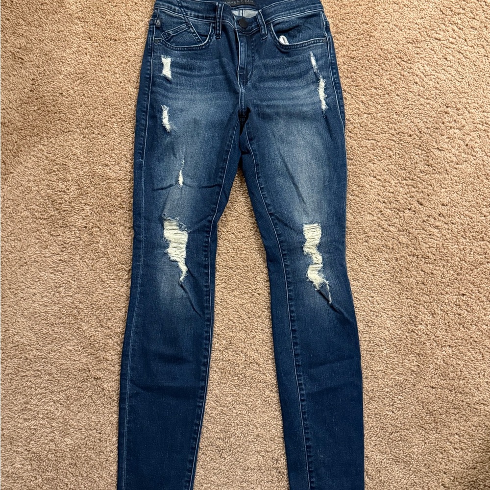 Rock & Republic Dark Blue Distressed Skinny Jeans